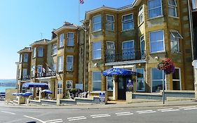 Royal Pier Hotel